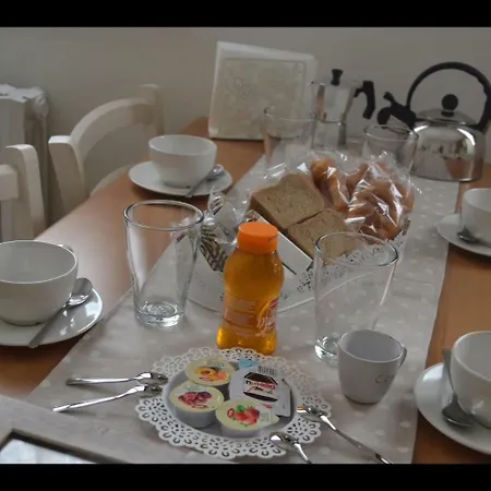 Apartment La Casa Del Borgo Bologna